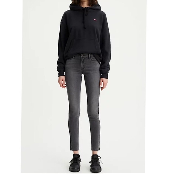 Levi’s 710 Super Skinny Raw Hem Mid Rise Jeans - Picture 1 of 16
